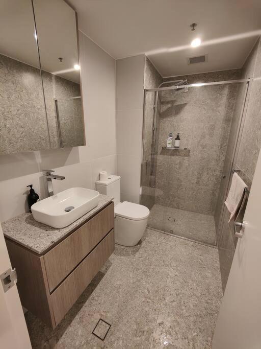 Modern 1-bedroom Unit In The Heart Of Apartment Canberra