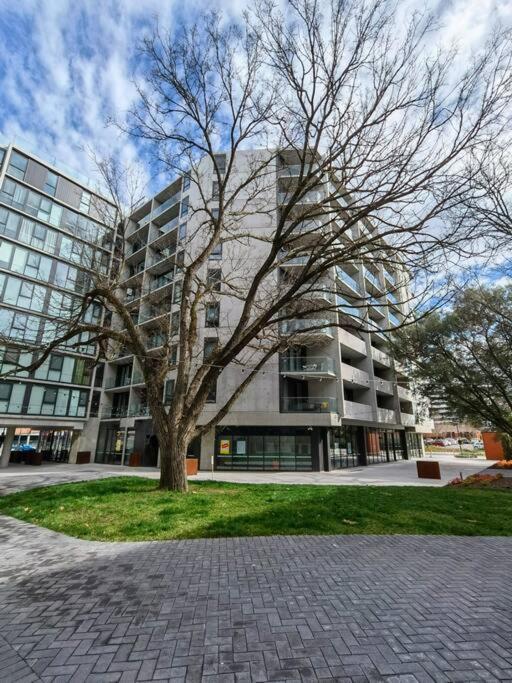 Modern 1-bedroom Unit In The Heart Of