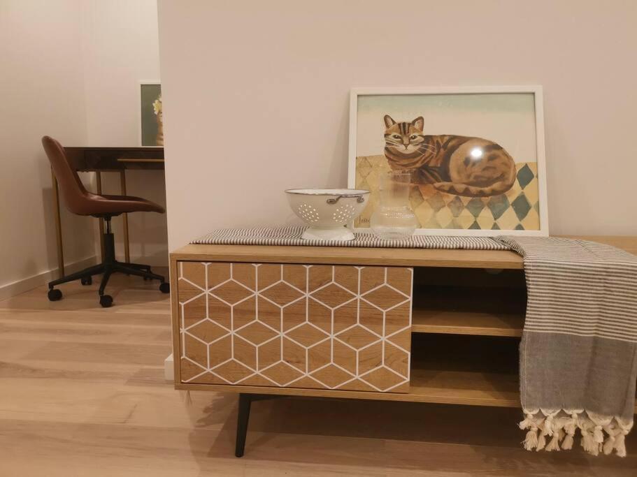 Apartment Modern 1-bedroom Unit In The Heart Of